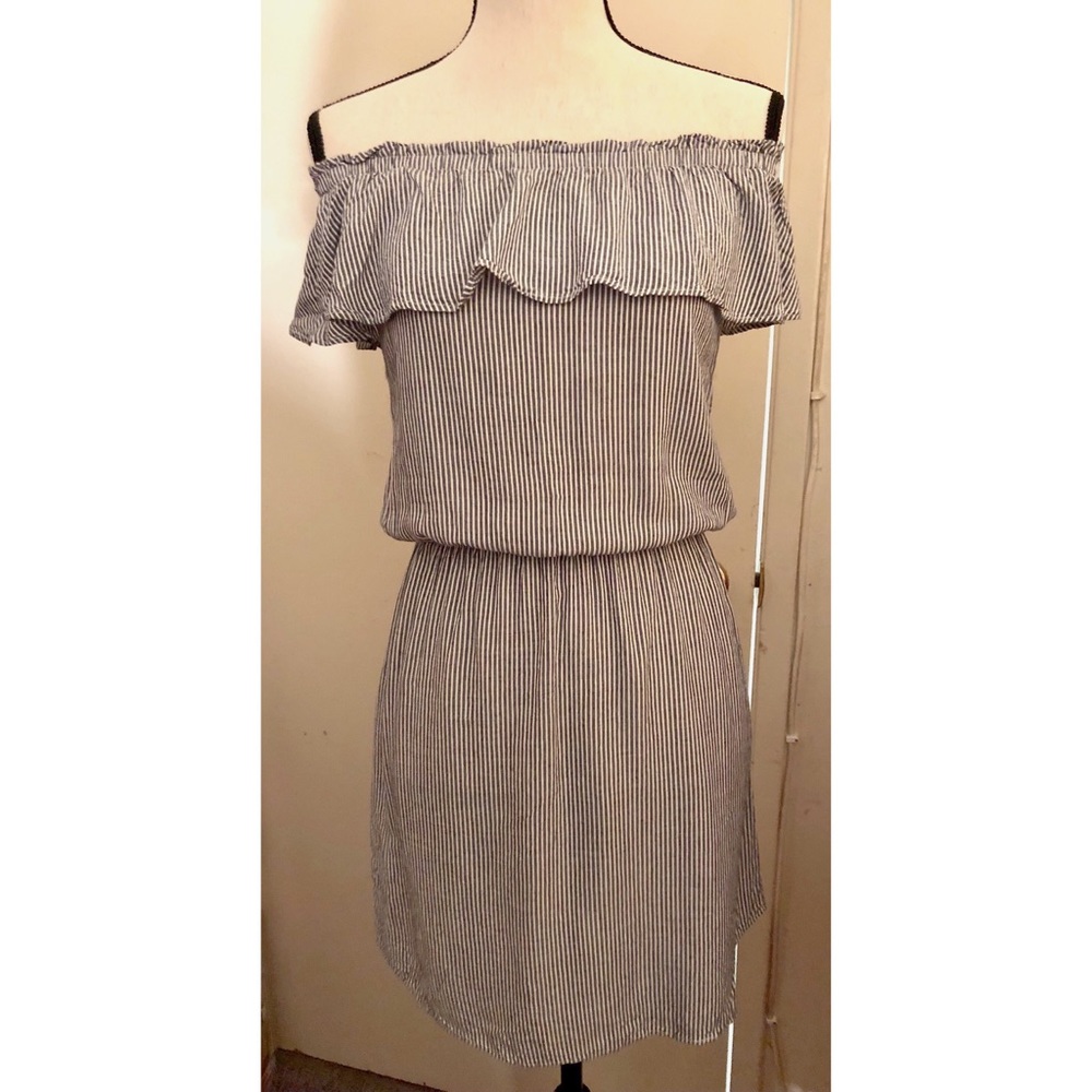 Off the Shoulder Strip Blue and White Dress